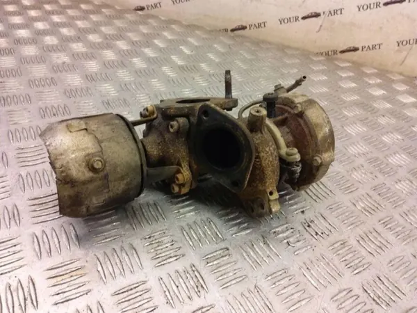 Turbo LAND ROVER DISCOVERY IV AX2Q6K682BD image 3