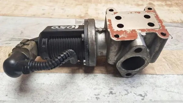 Soupape EGR OEM 55215031 pour Alfa Romeo 1.9 JTD image 3