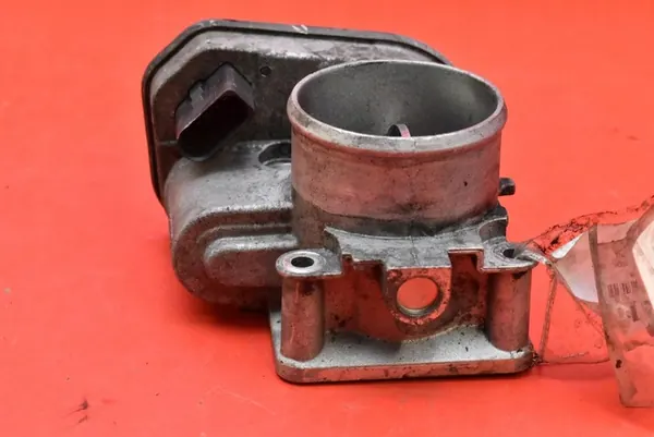 Drosselklappe Chevrolet Captiva 2.0 VCDI 150 KM 06-11 OEM image 3