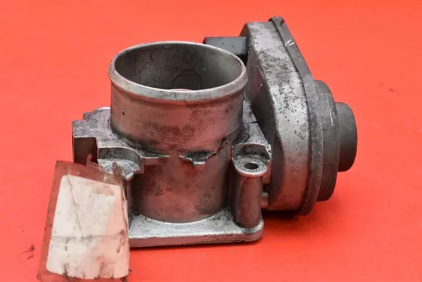 Drosselklappe Chevrolet Captiva 2.0 VCDI 150 KM 06-11 OEM image 4