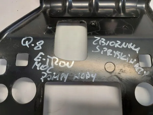 Support de pompe à eau Audi Q8 E-TRON SUV 4ke821260k image 5