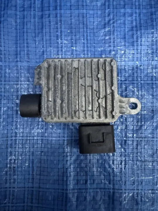Controlador Módulo Ventilador OEM 25385-G2000 Hyundai Kona image 2