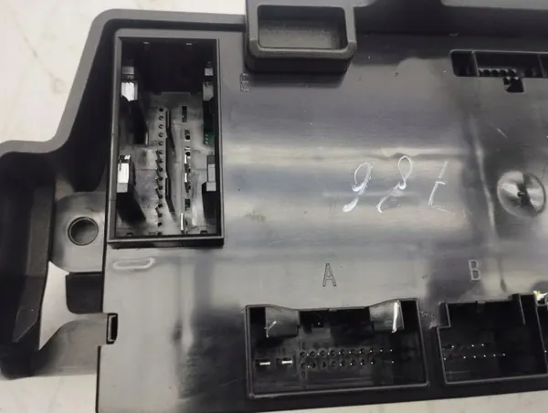 SEAT Leon 4 ilmastointiohjain OEM 5WA907727AD image 5