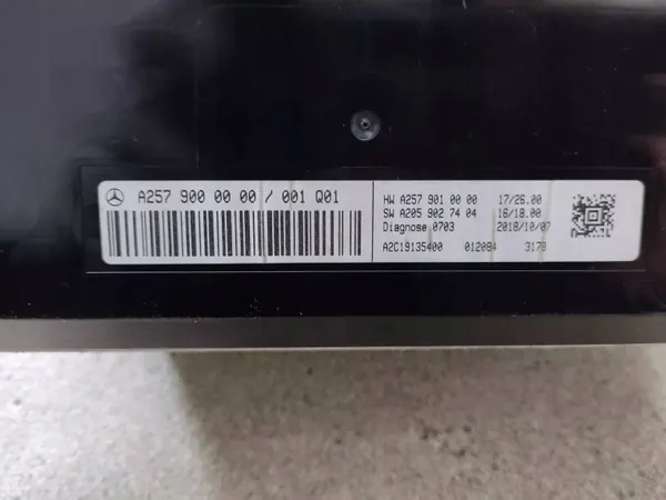Mercedes-Benz AMG GT Head-Up Display OEM A2579000000 image 6