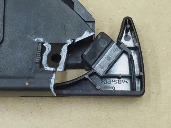 BMW E39 Bekershouder 8190205 95-03 image 2