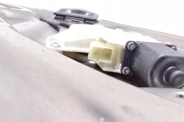 Elevador de vidro dianteiro direito MERCEDES-BENZ C (W204) A2048200242 image 6