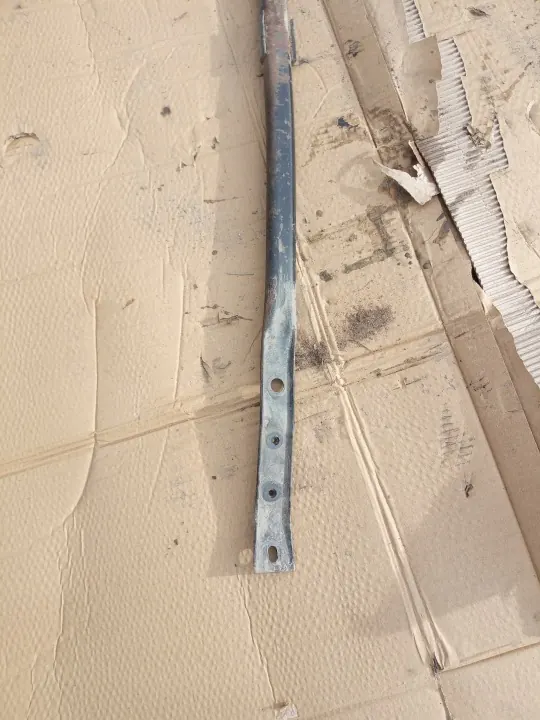 Toyota OEM 53605-02010/02011 Hinterachsträger image 3