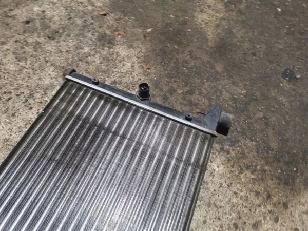 Radiateur d'eau OEM 67304 pour Ford Galaxy III 1.9L image 4
