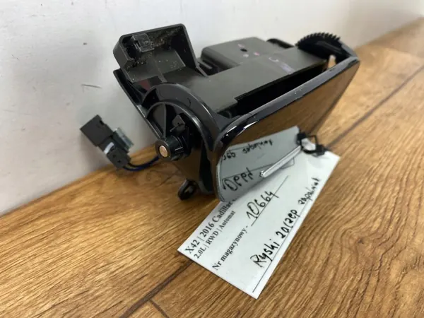 Gebrauchter Aschenbecher Cadillac CTS III OEM POPIELCTS 2014+ image 3