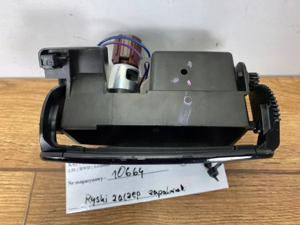 Gebrauchter Aschenbecher Cadillac CTS III OEM POPIELCTS 2014+ image 5