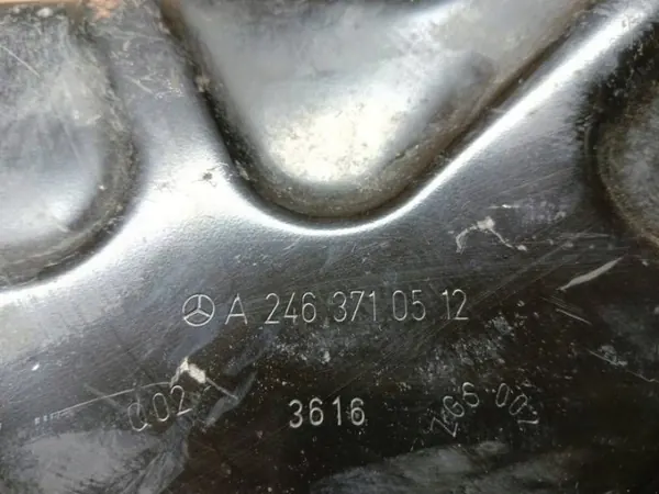 Mercedes Ölwanne OEM A2463710512 - Gebraucht image 4