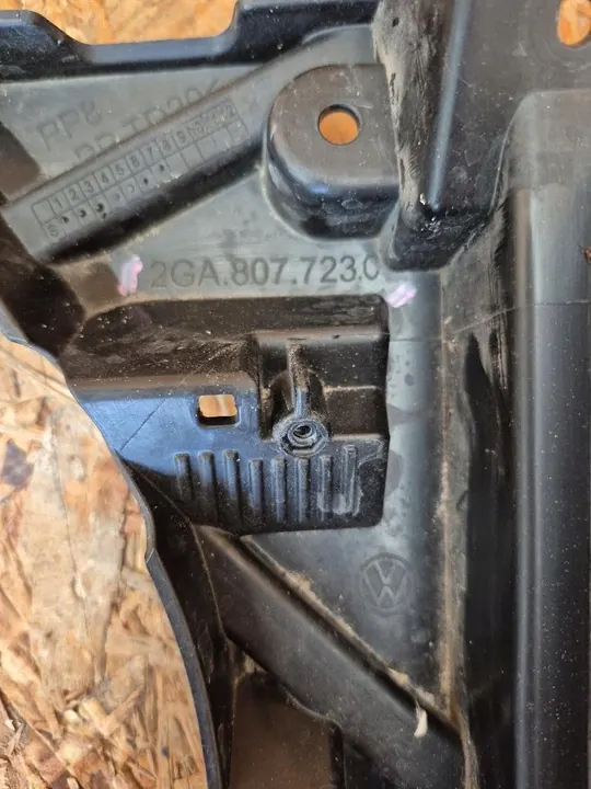 Supporto paraurti anteriore sinistro Volkswagen T-Roc image 3