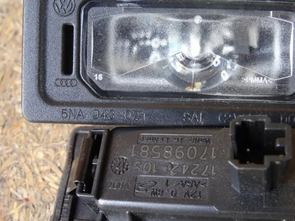 OEM 5NA943021 Luzes LED Painel para Audi Q3 8U image 3