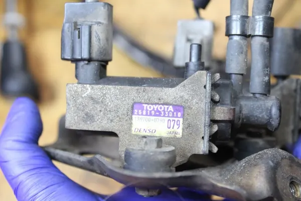 Válvula de Controle de Turbo Yaris I 1.4 D4D 25819-33010 image 4