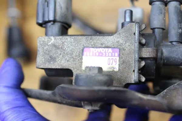 Válvula de Controle de Turbo Yaris I 1.4 D4D 25819-33010 image 5