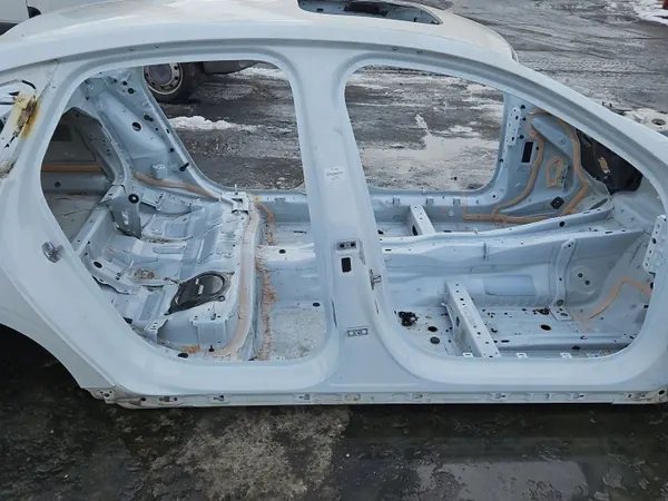 Höger mittstolpe OEM IMPRK1557591 för Volvo S90 II image 2