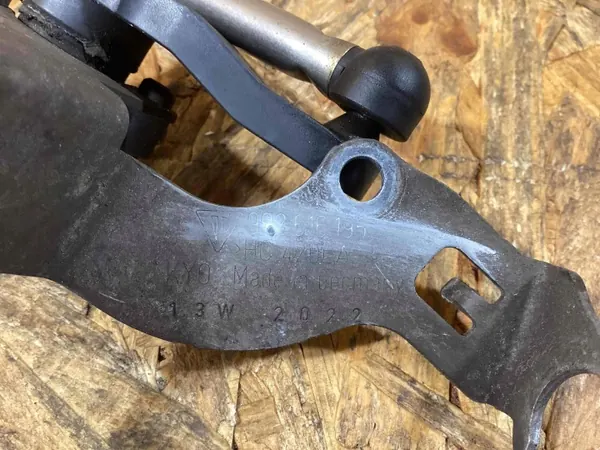 Porsche 911 992 luftfjädringssensor bak vänster OEM 992616571B image 6
