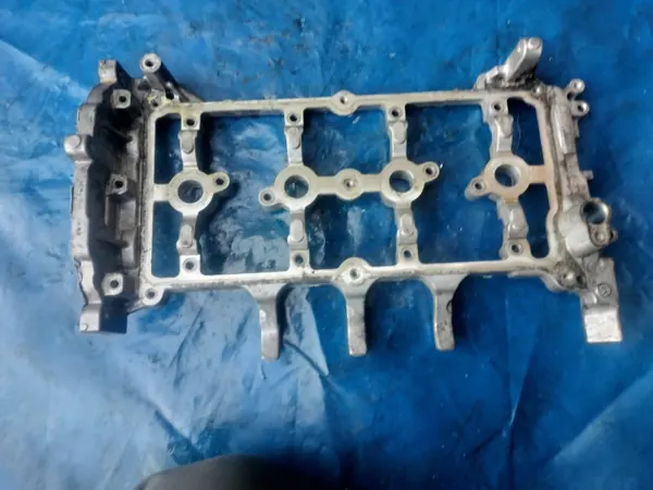 Nissan MR20DE Nockenwellenhalter - OEM Teil image 2
