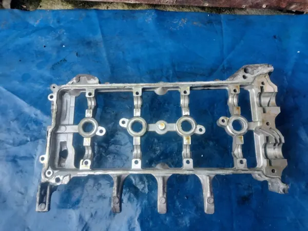 Nissan MR20DE Nockenwellenhalter - OEM Teil image 5