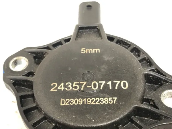 Capteur d'arbre à cames OEM 24357-07170 pour Hyundai i30 1.0 T-GDI image 4