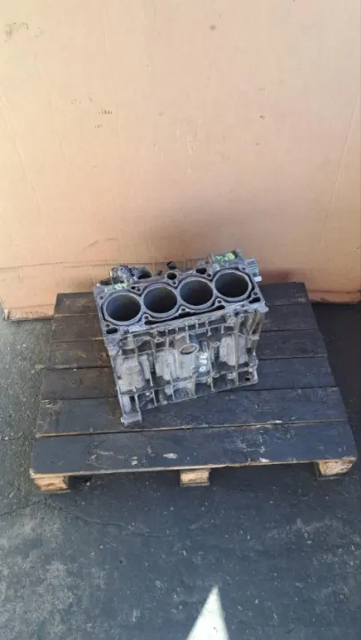 Moottorin Alaosa OEM 06B103019AK VW Audi Seat:lle image 3