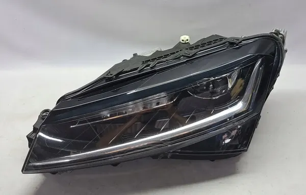 Linke Full LED Lampe Skoda Superb III Lift 3V1941015D image 3