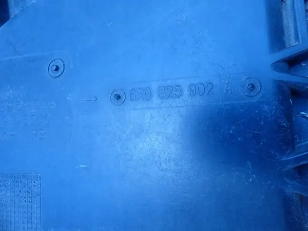 Underbodsskydd VW Polo 2016 6R0825902A image 3