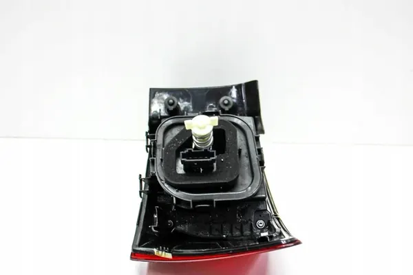 Lámpara trasera izquierda SEAT ATECA 2022 575945207E image 9