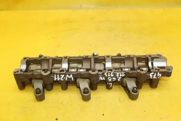 Empujador izquierdo Mercedes W211 OEM R1120510008 - Usado image 7