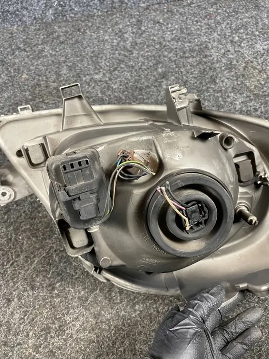 Farol dianteiro esquerdo Opel Vivaro Renault Trafic II 7700311371 image 9