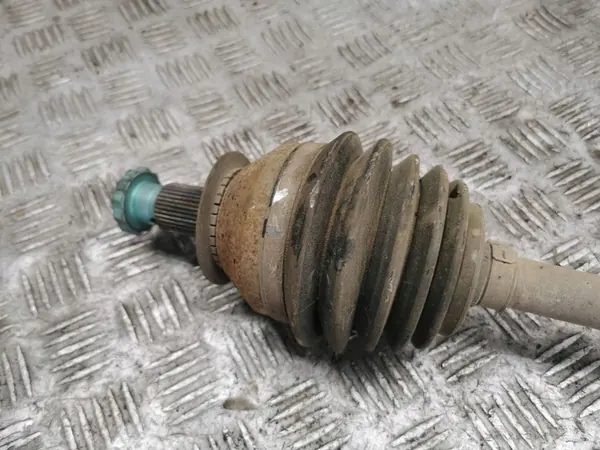 Höger sida framaxel Seat Arona 2023 image 8