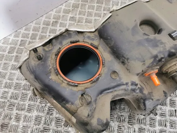 Tanque combustível Ford Kuga III OEM MX689P860P - Usado image 10