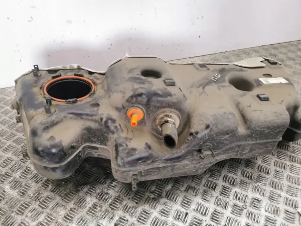 Tanque combustível Ford Kuga III OEM MX689P860P - Usado image 4
