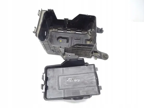 OEM 1K0915333H batterilåda för VW Tiguan Golf A3 image 9