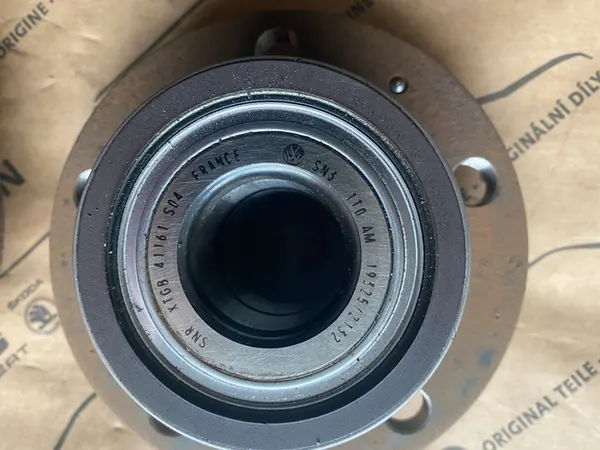 Cuscinetto mozzo posteriore Audi Q3 83A 5WF501611 image 4