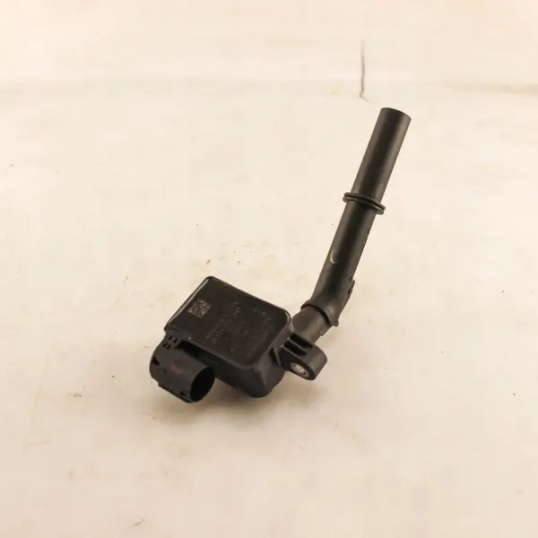 Mercedes-Benz tändspole OEM A2769063700 - Begagnad image 2