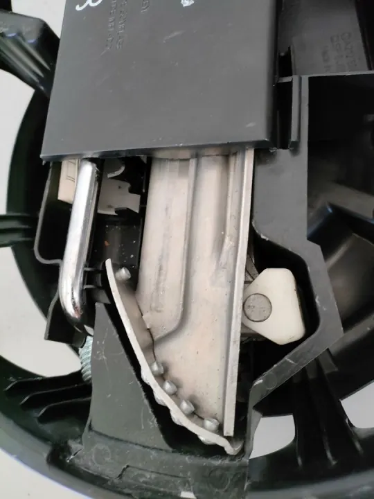 Kit de réparation Mercedes W212 OEM - Pièces d'origine image 3