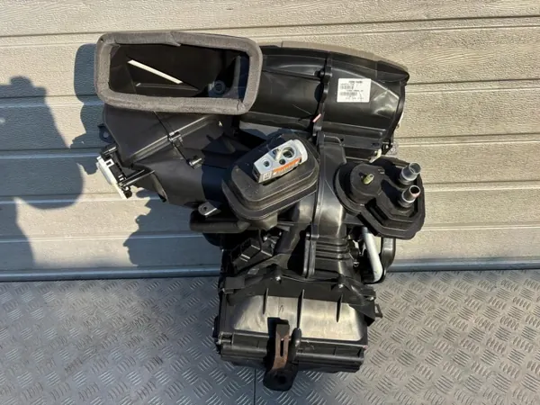 Lämmitysydin Ford Puma MK2 OEM H1BH-19B555-CH image 5