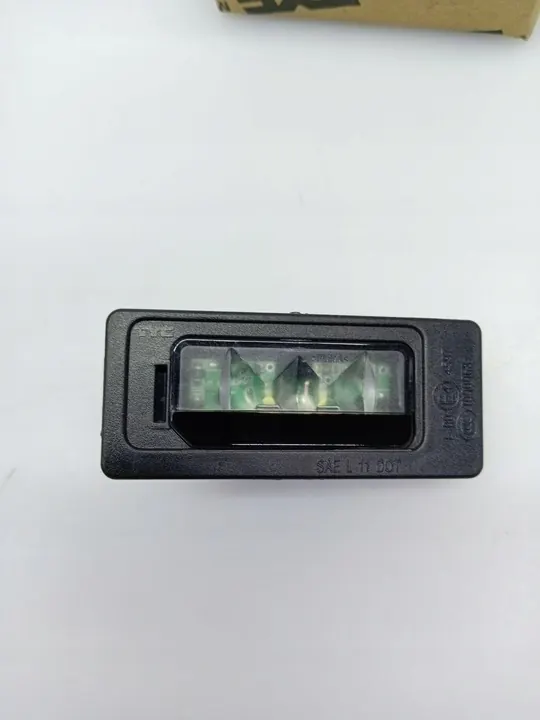 Luz de matrícula TYC 15-0389-00-9 image 5