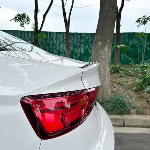 Spoiler traseiro TSAU92 para Audi A3/S3 (8V) Sedã 2013-2020 image 2