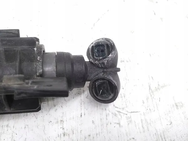 Linker koplampreiniger AUDI A4 (B8) 8K0955101B image 2