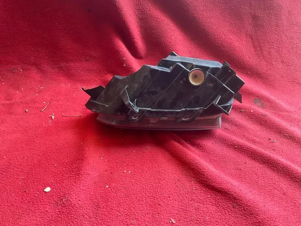 Farol de Neblina Porsche OE 95B 941 700 C image 4