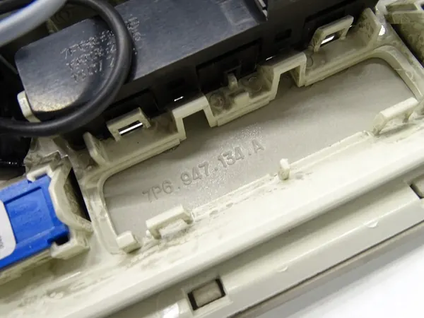 OEM 7P6947134A Plafonnier VW Touareg II Cabine image 4