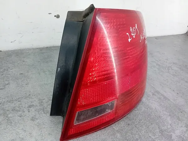 Luz Trasera Derecha Audi A4 B7 Kombi 8E9945096E image 2