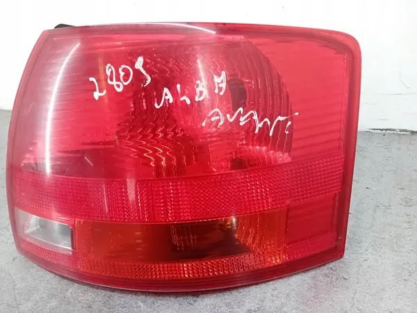Luz Trasera Derecha Audi A4 B7 Kombi 8E9945096E image 4