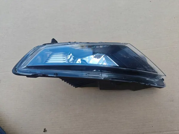 Farol de neblina dianteiro esquerdo SEAT OE 5F0941699A image 5