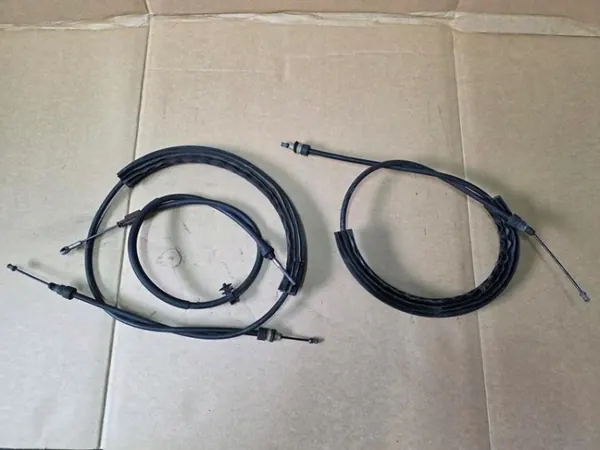 RENAULT TWIZY 2012R Handbromskablar OEM image 2