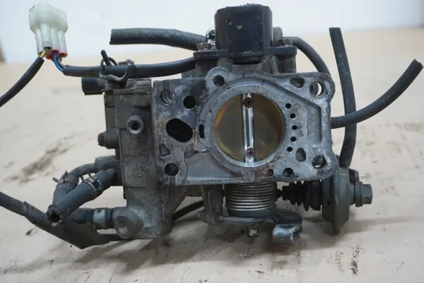 SUZUKI VITARA INJECTEUR DE CARBURANT 1.6 8V 88-97 image 10