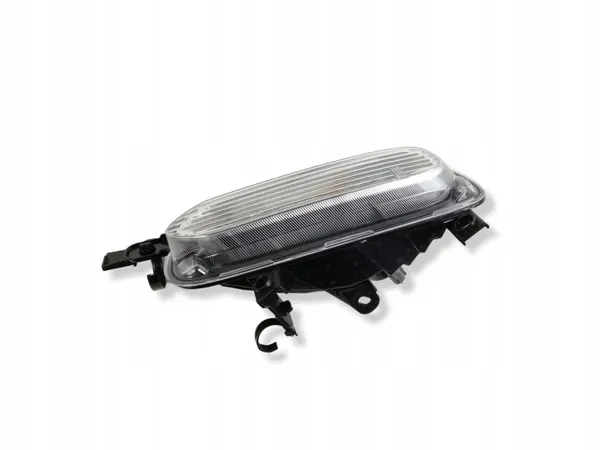 Suzuki SX4 S-Cross etuvalo OEM W6310 image 3