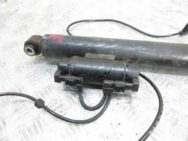 Amortecedor Traseiro Esquerdo Mercedes W205 OEM A2053208530 image 4